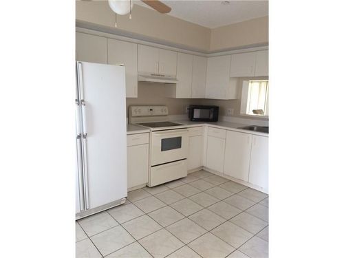 405r-701 Sw 141st Ave, Pembroke Pines, FL, 33027-1583 | Card Image