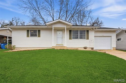 117 Macarthur St, New Haven, MO, 63068-1219 | Card Image