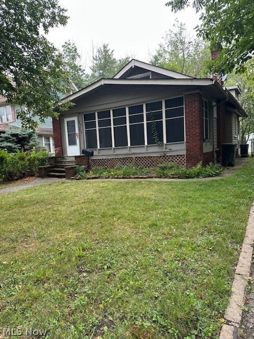 1520 Rydalmount Rd, Cleveland Heights, OH, 44118-1350 | Card Image