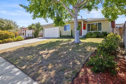 854 N 1st St, Grover Beach, CA, 93433 | Card Image