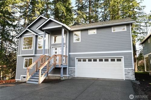 1146 Whidbey St, Bellingham, WA, 98229-6814 | Card Image