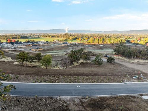 74-427 Quail Run, Eagle Point, OR, 97524-9022 | Card Image