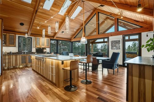 2 Elk Ridge Ct, Missoula, MT, 59802-5201 | Card Image