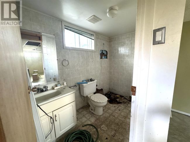 12 Redwing Ave, Home with 3 bedrooms, 2 bathrooms and null parking in Manitouwadge ON | Image 18