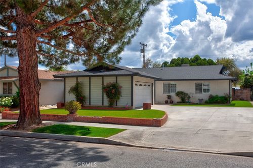 27431 Arriola Avenue, Saugus, CA, 91350 | Card Image