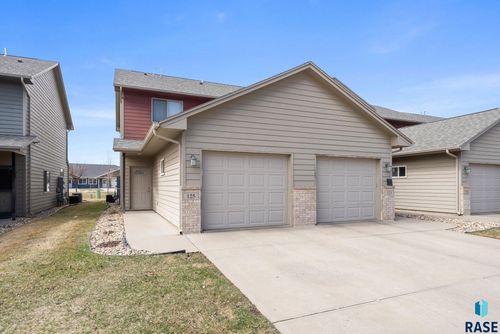 125 Emmett Trl Trail, Harrisburg, SD, 57032 | Card Image