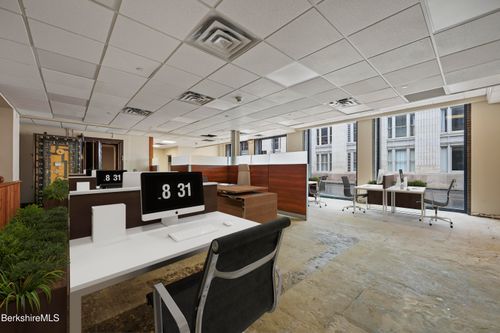 1 Fenn St, Pittsfield, MA, 01201-6278 | Card Image