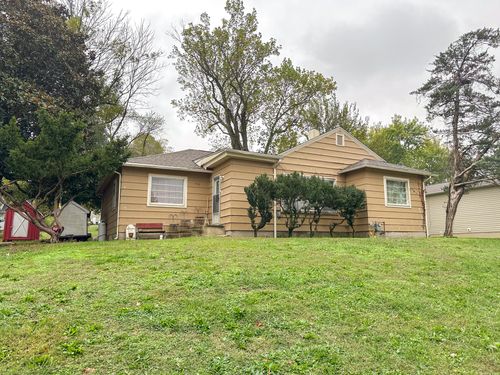 910 Renfrow St, West Plains, MO, 65775-2536 | Card Image