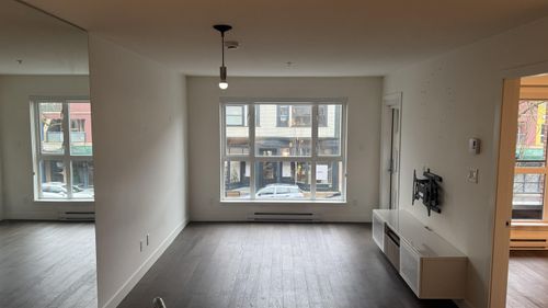 215-3456 Commercial St, Vancouver, BC, V5N4E9 | Card Image