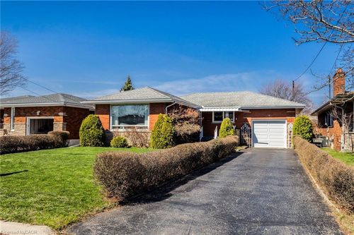 14 Pleasant Avenue, Stoney Creek, ON, L8G2L2 | Card Image