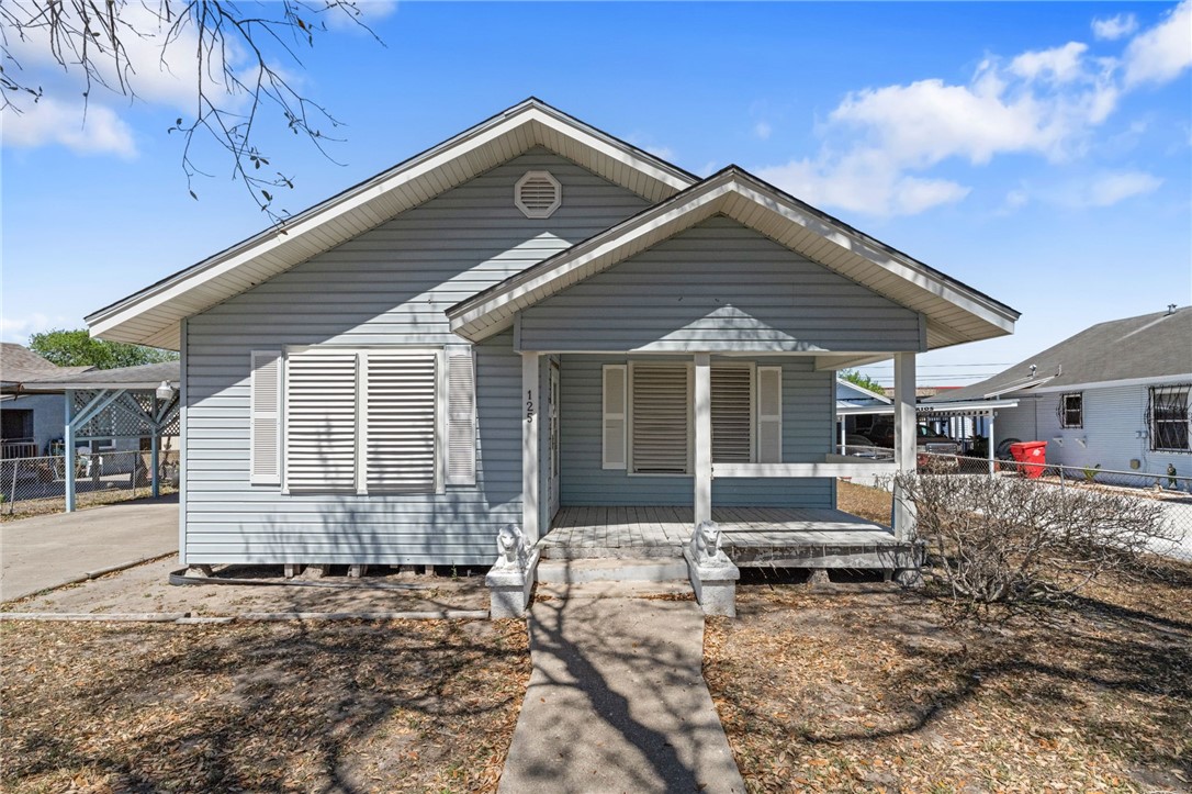 Residential in Robstown
