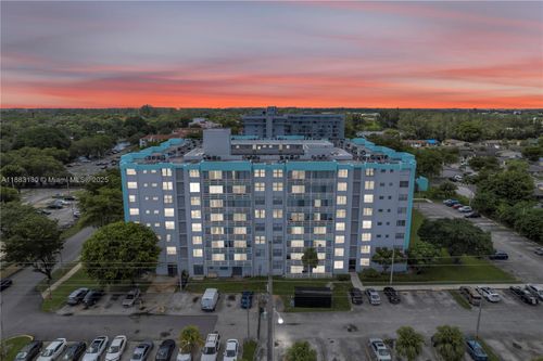 apt-708-15600 Nw 7th Ave, Miami, FL, 33169-6228 | Card Image