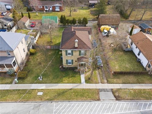 9 Willow St, Paris, ON, N3L2K5 | Card Image