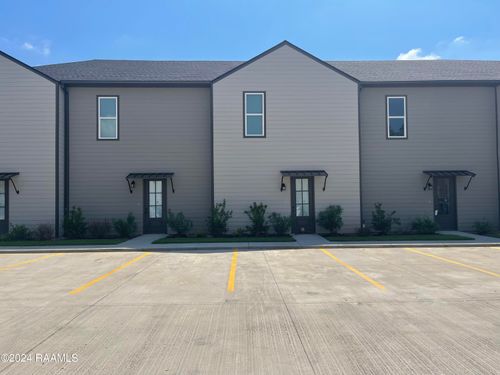 3-721 Almonaster Rd, Youngsville, LA, 70592-5819 | Card Image