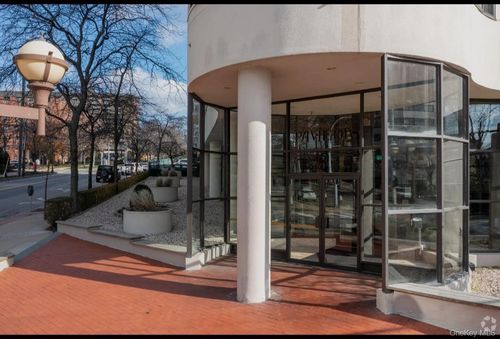 apt-2a-10 Cottage Pl, White Plains, NY, 10601-1511 | Card Image