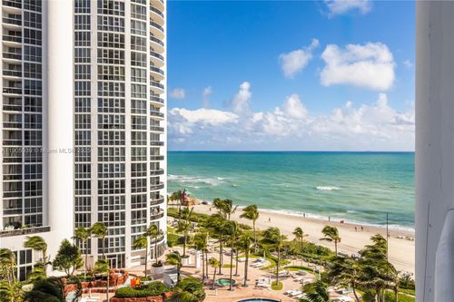 apt-906-18101 Collins Ave, Sunny Isles Beach, FL, 33160-3195 | Card Image