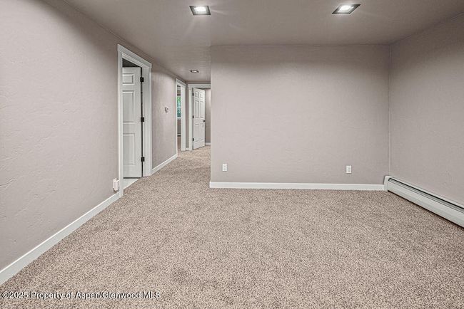 885 Stout St, House other with 5 bedrooms, 3 bathrooms and null parking in Craig CO | Image 35