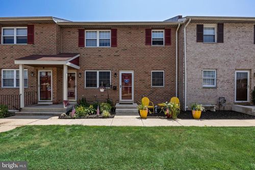 24 Eaves Mill Rd, MEDFORD, NJ, 08055-2302 | Card Image