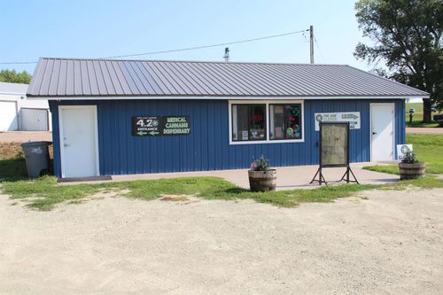 210 E 4th St, Winner, SD, 57580-1810 | Card Image
