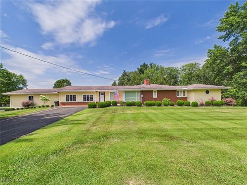 67130 Country Club Rd, Saint Clairsville, OH, 43950-9401 | Card Image