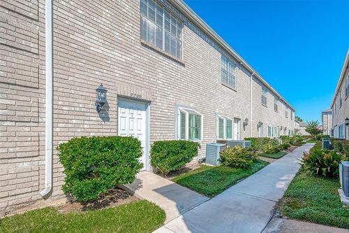 7729-7729 Cambridge St, Houston, TX, 77054-2039 | Card Image