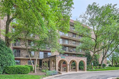 212 - 111 S Baybrook Drive, Condo with 2 bedrooms, 2 bathrooms and 2 parking in Palatine IL | Image 2