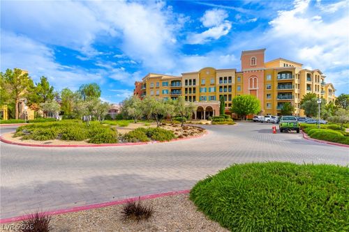 247-30 Strada Di Villaggio, Henderson, NV, 89011-2822 | Card Image