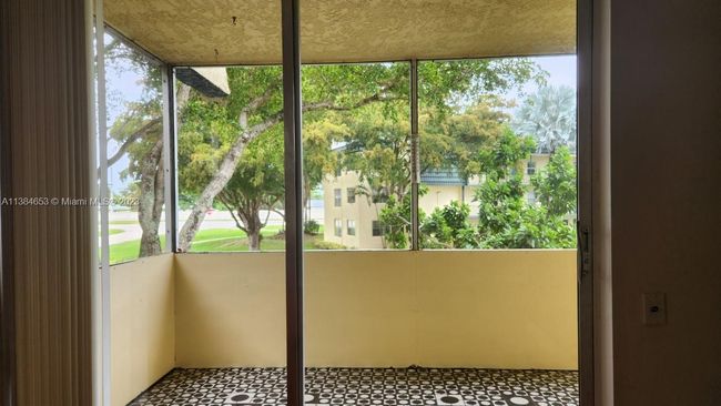 APT-208 - 9091 Lime Bay Blvd, Condo with 2 bedrooms, 2 bathrooms and null parking in Tamarac FL | Image 11