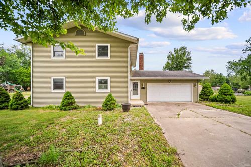 1534 Meadow Ln, Warsaw, IN, 46580-4120 | Card Image