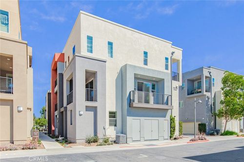 179 Cadence, Irvine, CA, 92618-0881 | Card Image
