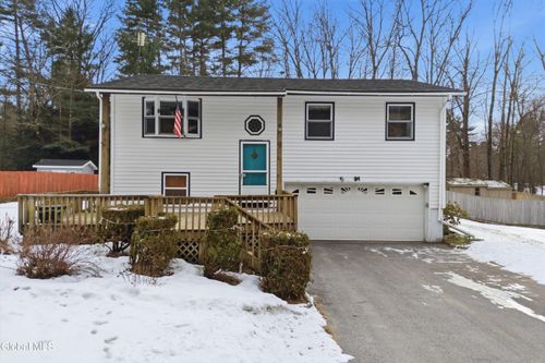 84 Hutchins Rd, Ballston Spa, NY, 12020-2707 | Card Image