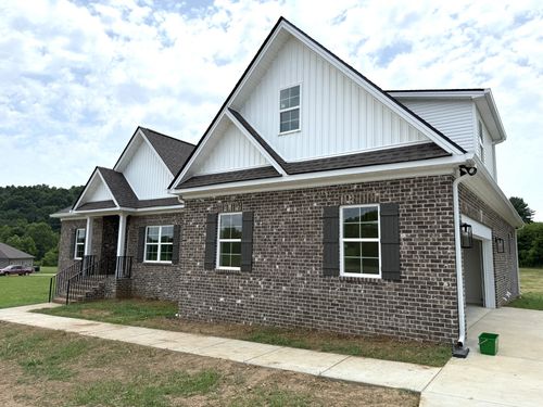 112 Preda Way, Pulaski, TN, 38478-8489 | Card Image