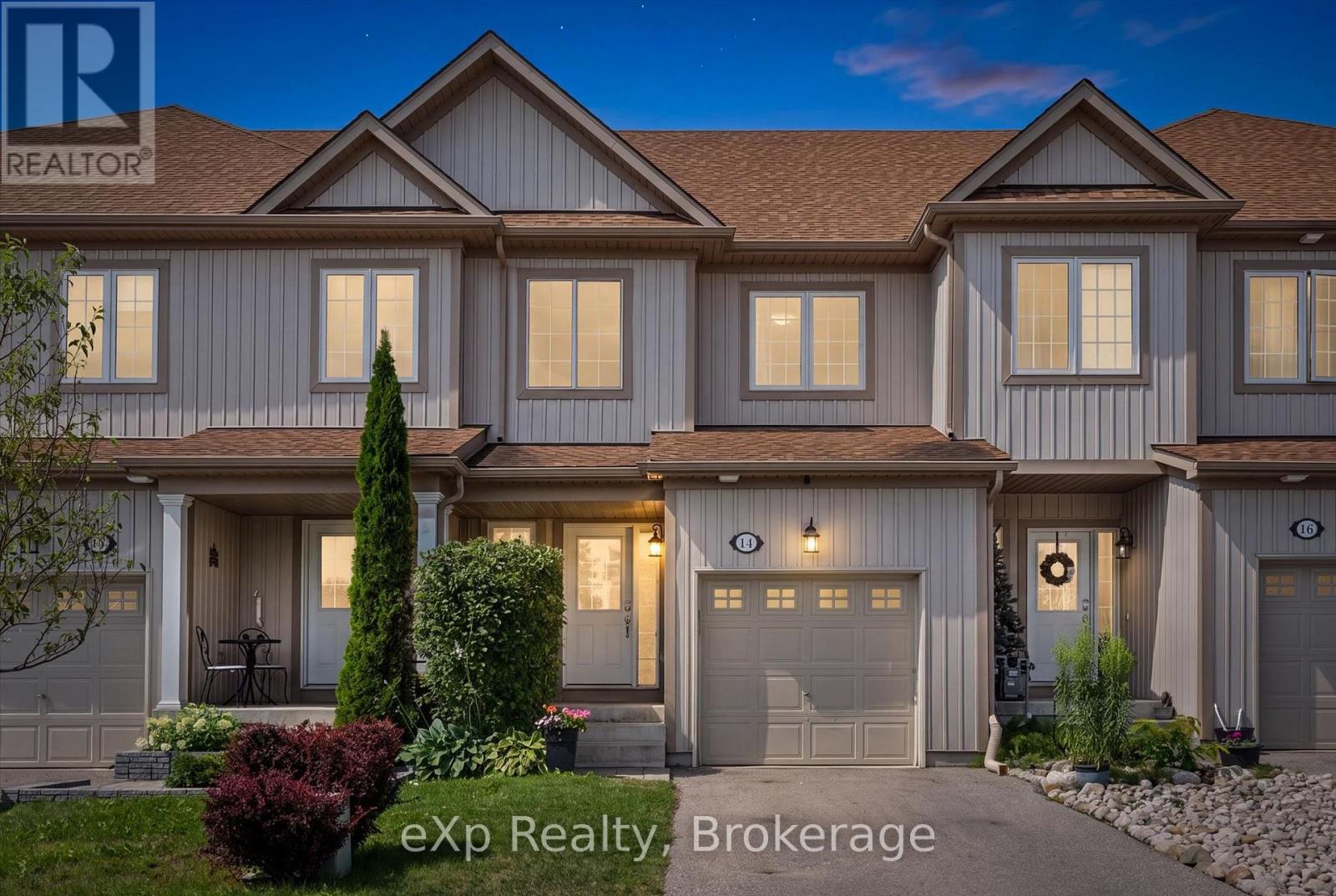 Residential in Centre Wellington (Fergus)