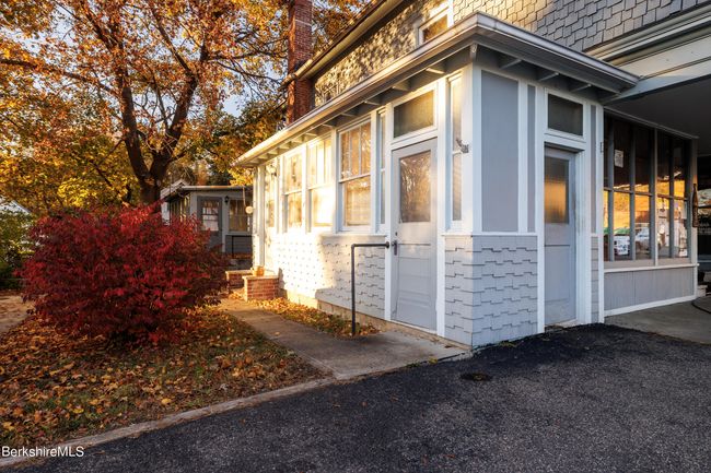 163 Front St, Home with 4 bedrooms, 4 bathrooms and null parking in Housatonic MA | Image 26