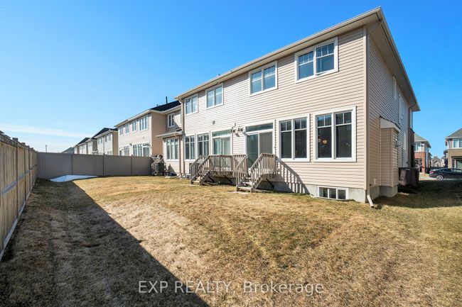 178 Angelonia Cres, House attached with 3 bedrooms, 3 bathrooms and 2 parking in Gloucester ON | Image 28