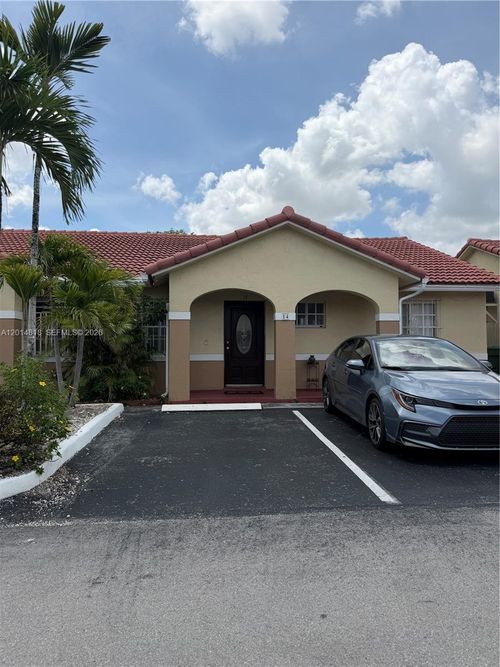 14-7101 W 24th Ave, Hialeah, FL, 33016-6520 | Card Image