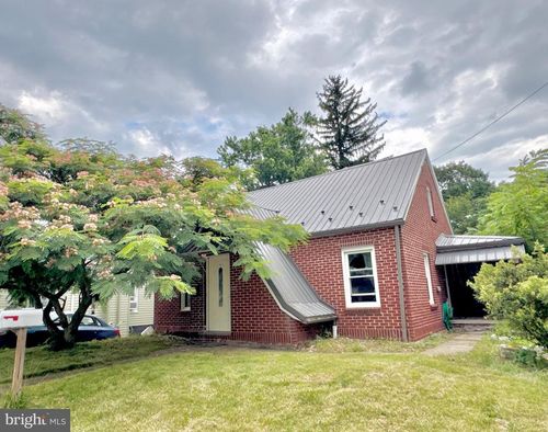 21 Centennial St, FROSTBURG, MD, 21532-1205 | Card Image