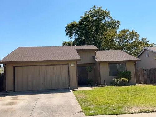 8138 La Almendra Way, Sacramento, CA, 95823-5561 | Card Image