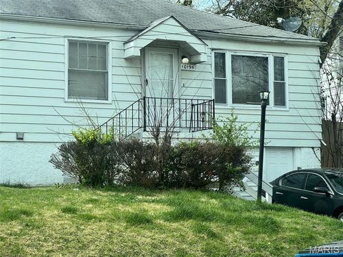 10195 Cloverdale Dr, Saint Louis, MO, 63136-4213 | Card Image