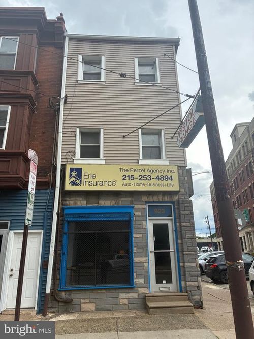 923 Spring Garden St, PHILADELPHIA, PA, 19123-2611 | Card Image