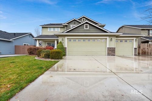 334 E Santiago Dr, Meridian, ID, 83646-3858 | Card Image