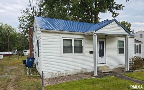 505 S 2nd St, Marion, IL, 62959-1232 | Card Image
