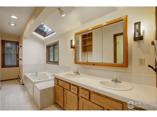 8664 Middle Fork Rd, House other with 3 bedrooms, 3 bathrooms and null parking in Boulder CO | Image 21