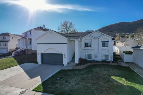 14301 Elsbrook Cir, Draper, UT, 84020-5172 | Card Image