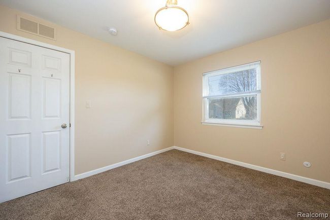 304 Tecumseh St, House other with 3 bedrooms, 1 bathrooms and null parking in Clawson MI | Image 23