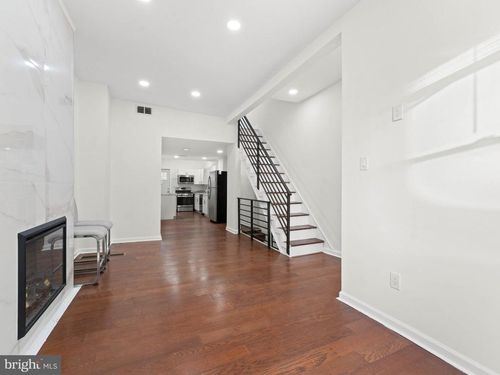 2443 Nicholas St, PHILADELPHIA, PA, 19121-2907 | Card Image