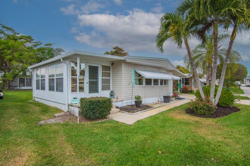 293 Ne Moonstone Dr, Jensen Beach, FL, 34957-5401 | Card Image