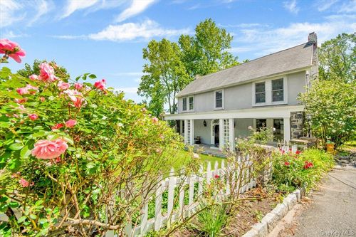 6 Sunset Ln, Hartsdale, NY, 10530-3109 | Card Image