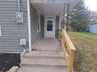 725 N Main Street, House other with 2 bedrooms, 1 bathrooms and 1 parking in Paulding OH | Image 2