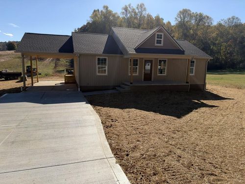522 Dogleg Dr, Livingston, TN, 38570-2101 | Card Image